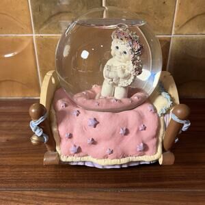 Vintage Westland Dreamsicles Rock A Bye Baby Musical Snow Globe